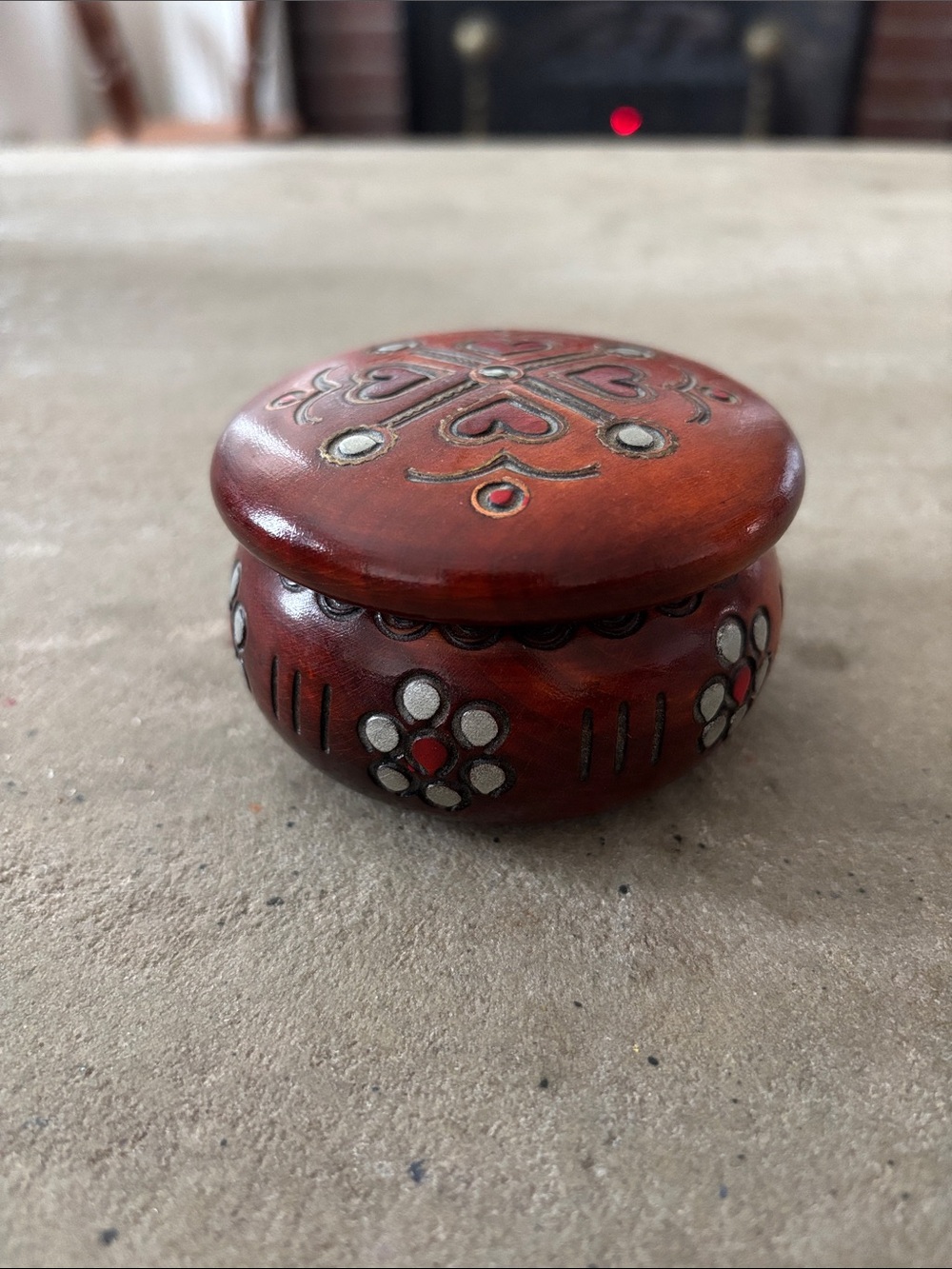 Polish Folk Art Jewelry/Trinket Round Wooden Handmade Container 3 inch diameter